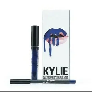 How To Wear The Blue Freedom Lip Kit According To Kylie  Exclusive Freedom Kylie lipkit display picture 1